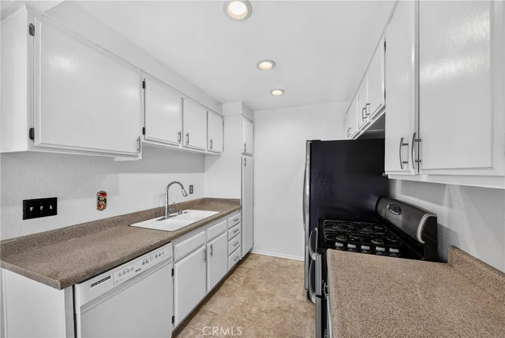 20535 S Vermont Avenue #4 Torrance, CA 90502