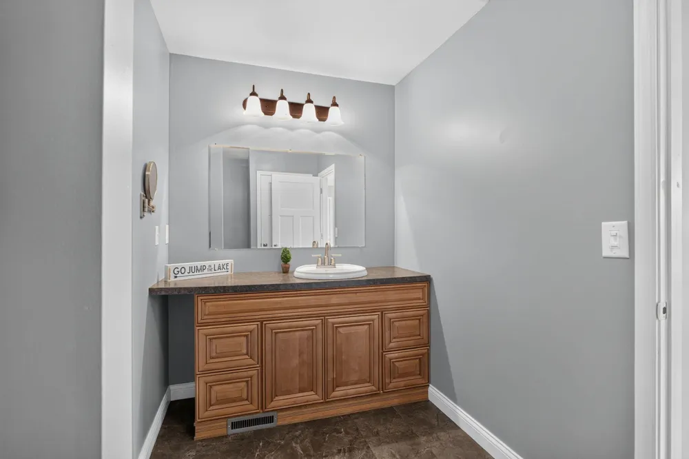 10375 Ferris Court Cement City, MI 49233