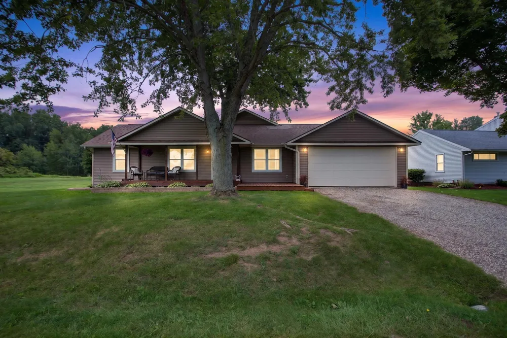 10375 Ferris Court Cement City, MI 49233