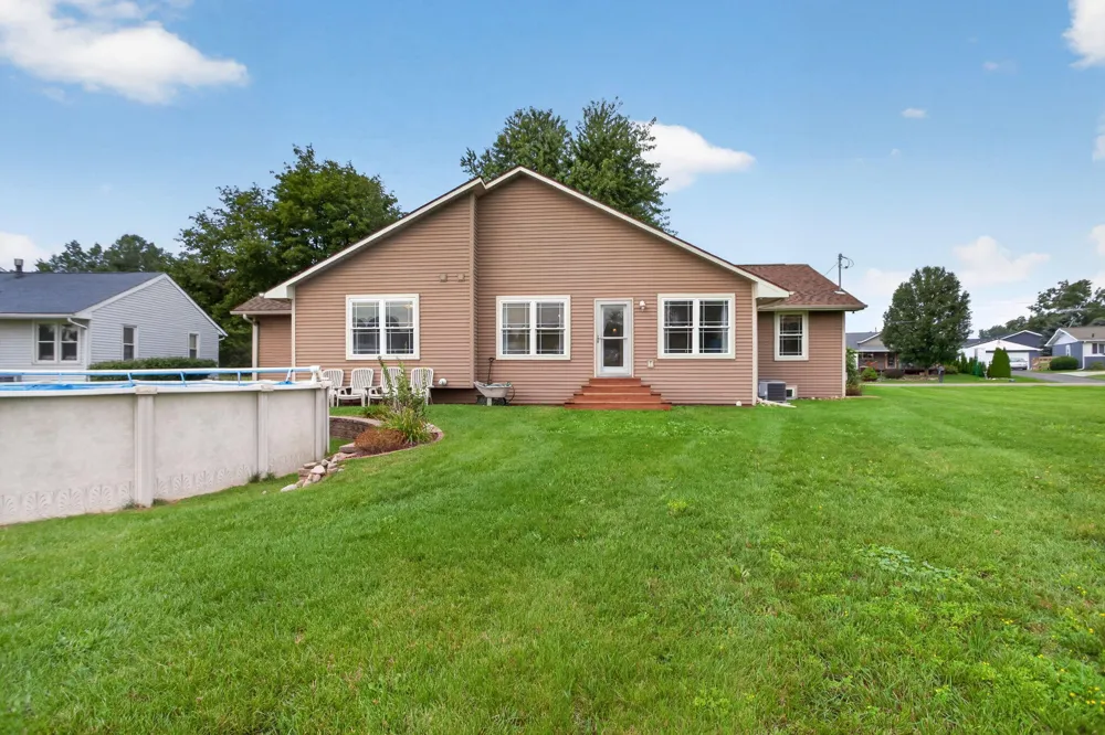 10375 Ferris Court Cement City, MI 49233