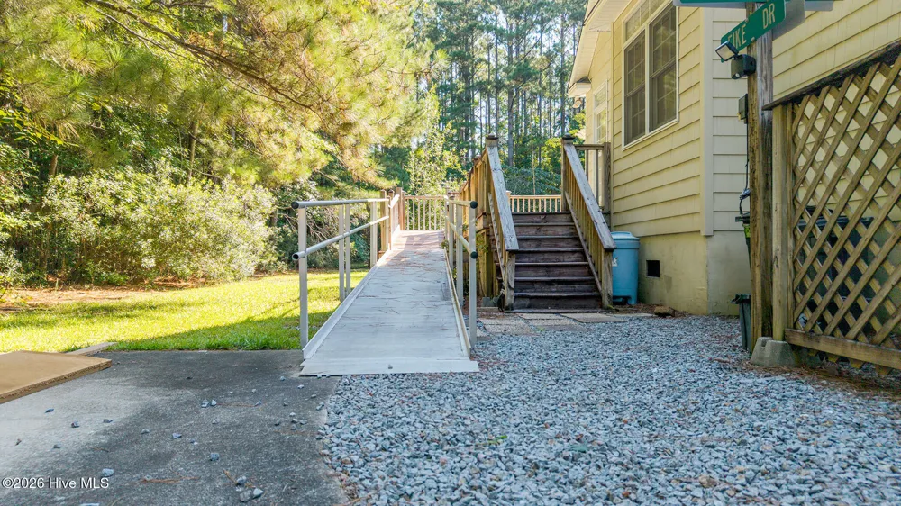 305 Augusta Court Havelock, NC 28532