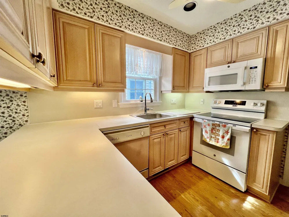 3653 West Ave Ocean City, NJ 08226