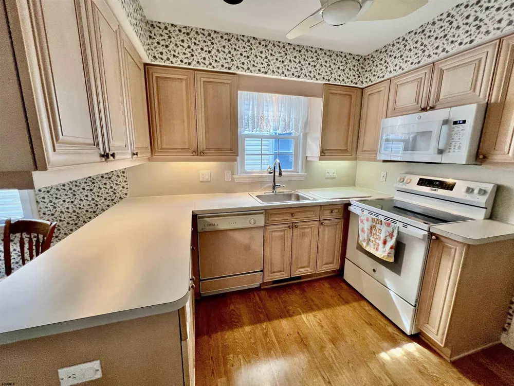 3653 West Ave Ocean City, NJ 08226