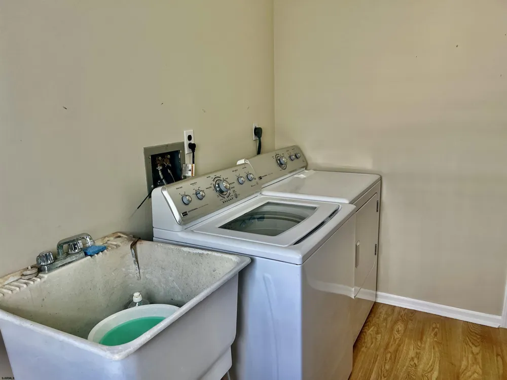 3653 West Ave Ocean City, NJ 08226