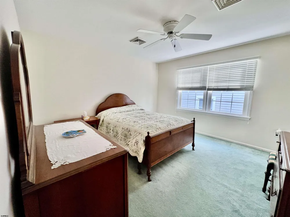 3653 West Ave Ocean City, NJ 08226