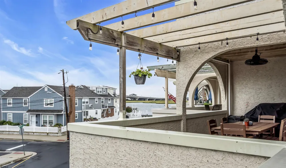 9 W 6th Street Ocean City, NJ 08226
