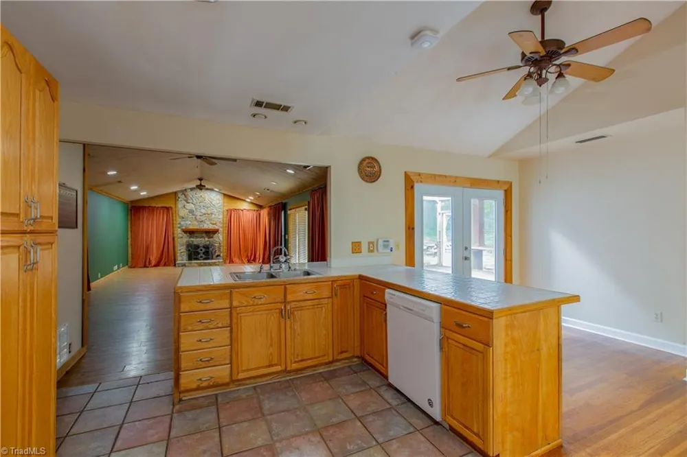 1511 Sharon Road Winston-Salem, NC 27103