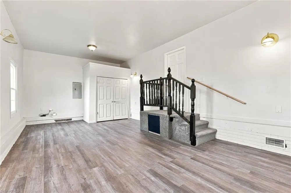 105 Peach Orchard Drive Greensboro, NC 27455