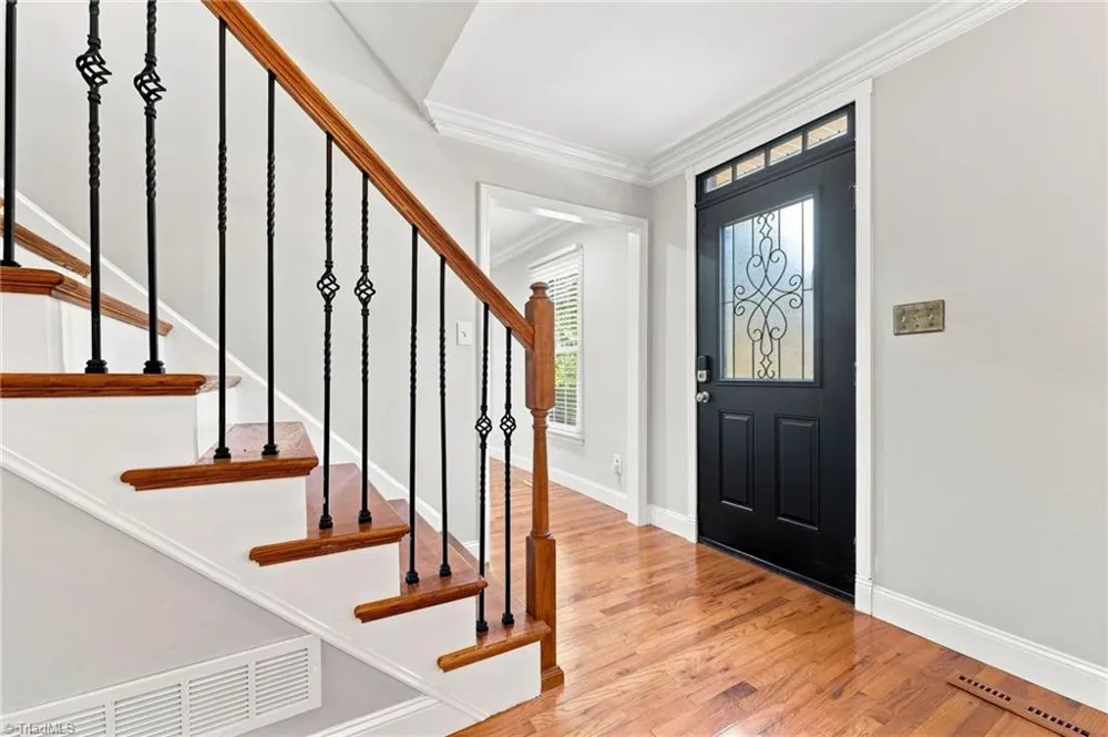 105 Peach Orchard Drive Greensboro, NC 27455