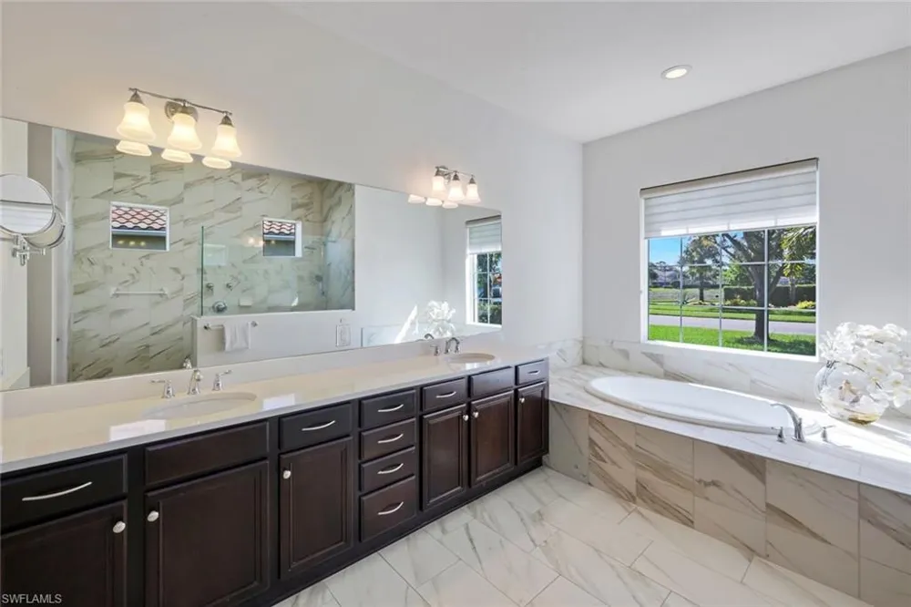 9238 Ores Circle Naples, FL 34120