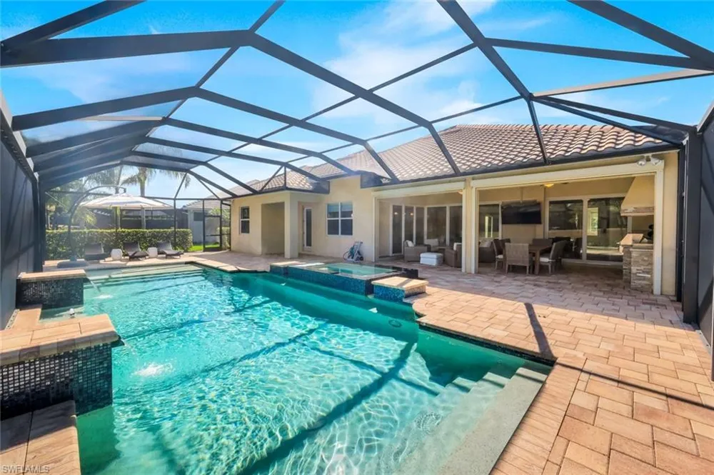 9238 Ores Circle Naples, FL 34120