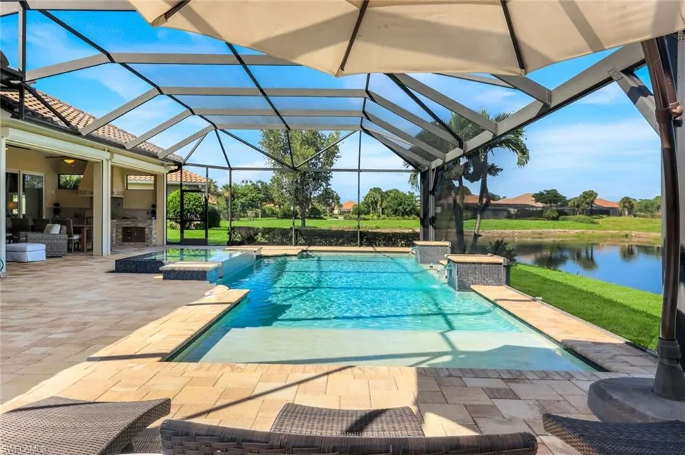 9238 Ores Circle Naples, FL 34120