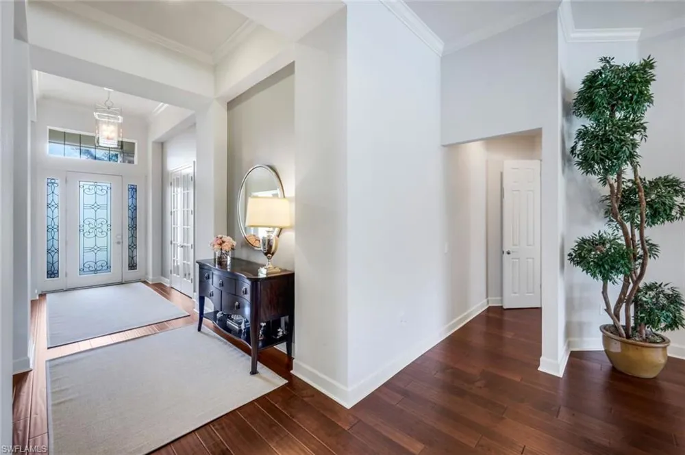 9238 Ores Circle Naples, FL 34120
