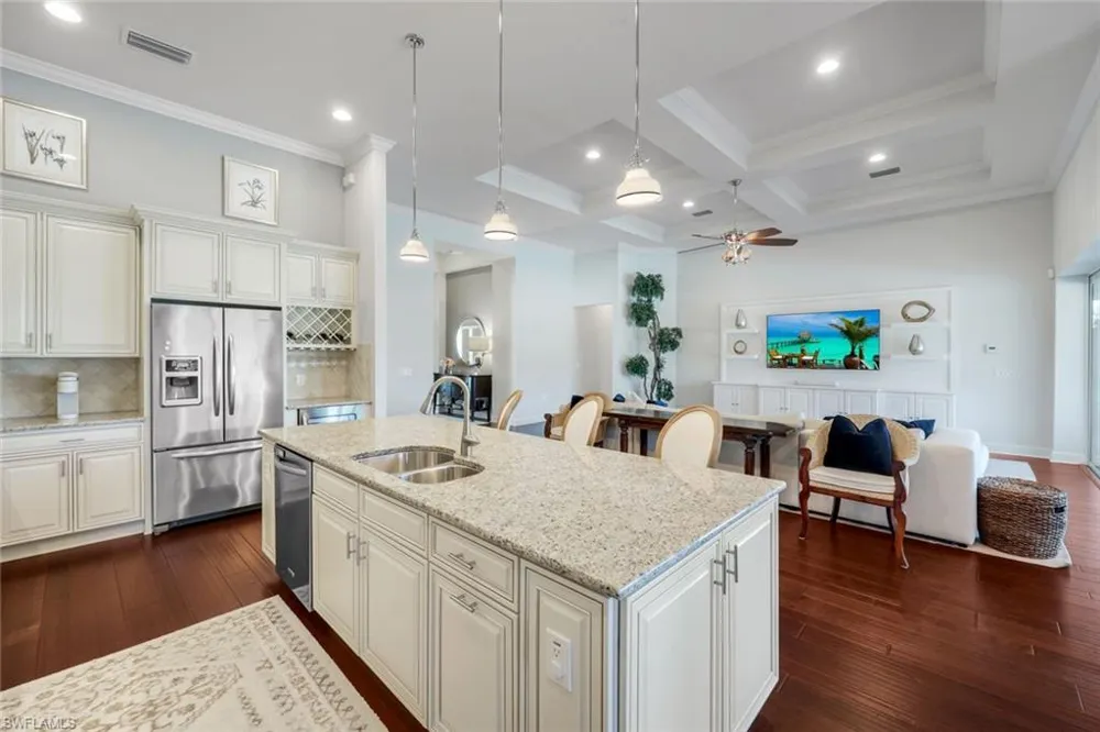 9238 Ores Circle Naples, FL 34120