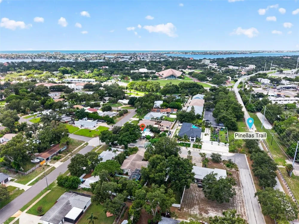 6677 POINSETTIA AVENUE S St Petersburg, FL 33707