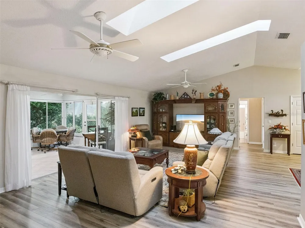 21142 EDINBOROUGH PLACE Leesburg, FL 34748