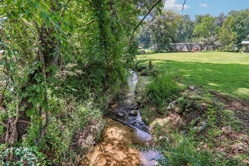 E Deep Creek Bryson City, NC 28713