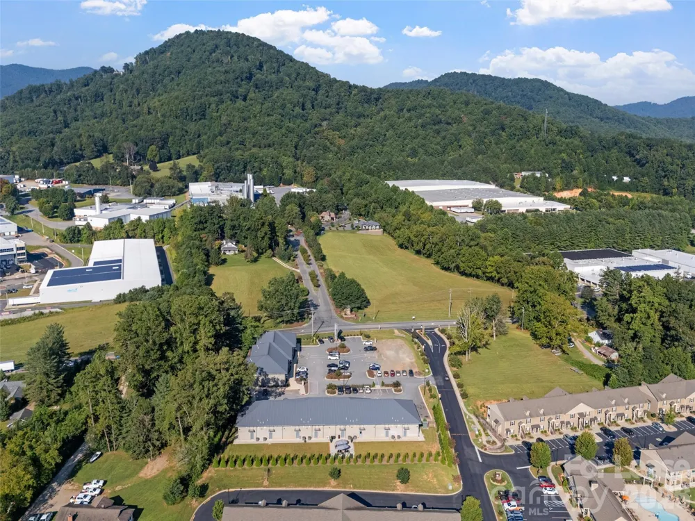 1870 Brevard Road #116 & 117 Arden, NC 28704