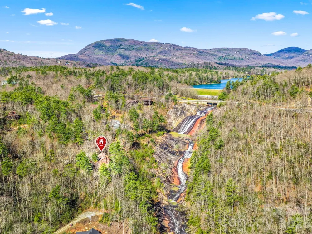 221 Toxaway Falls Drive #1 Lake Toxaway, NC 28747