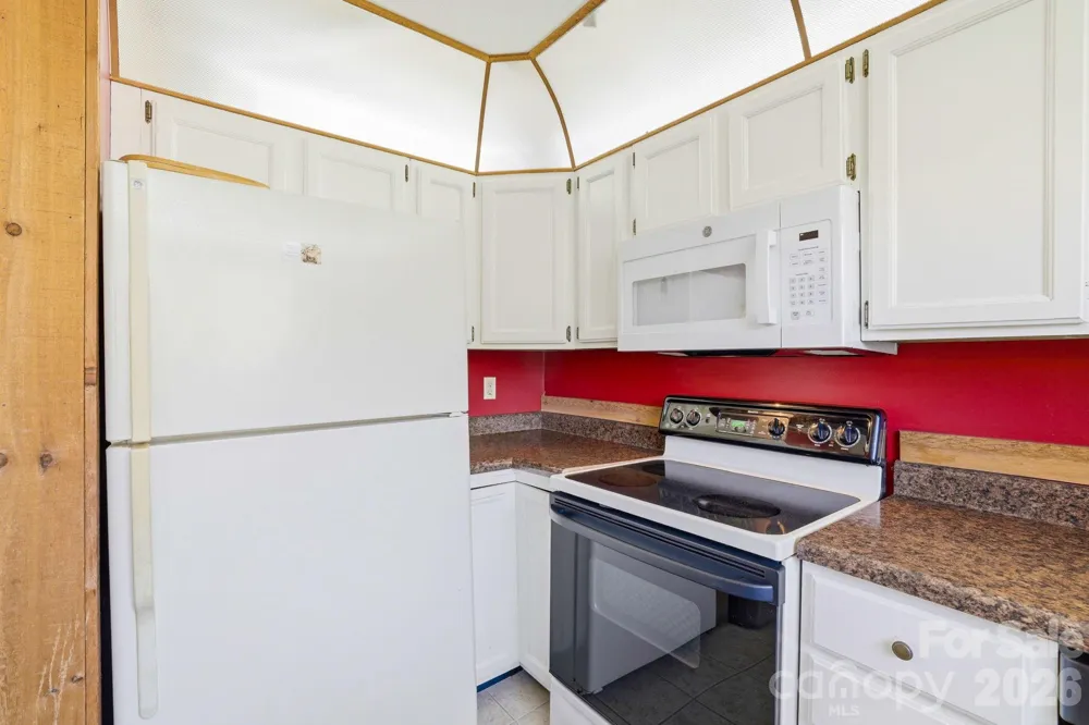 221 Toxaway Falls Drive #1 Lake Toxaway, NC 28747