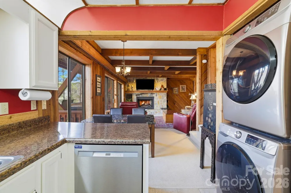 221 Toxaway Falls Drive #1 Lake Toxaway, NC 28747