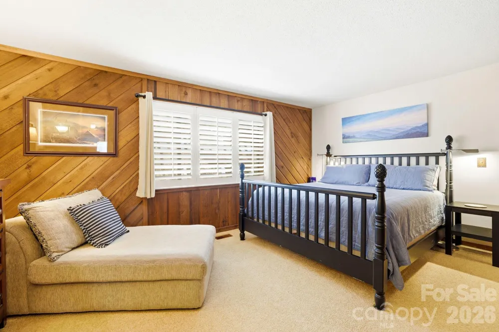 221 Toxaway Falls Drive #1 Lake Toxaway, NC 28747