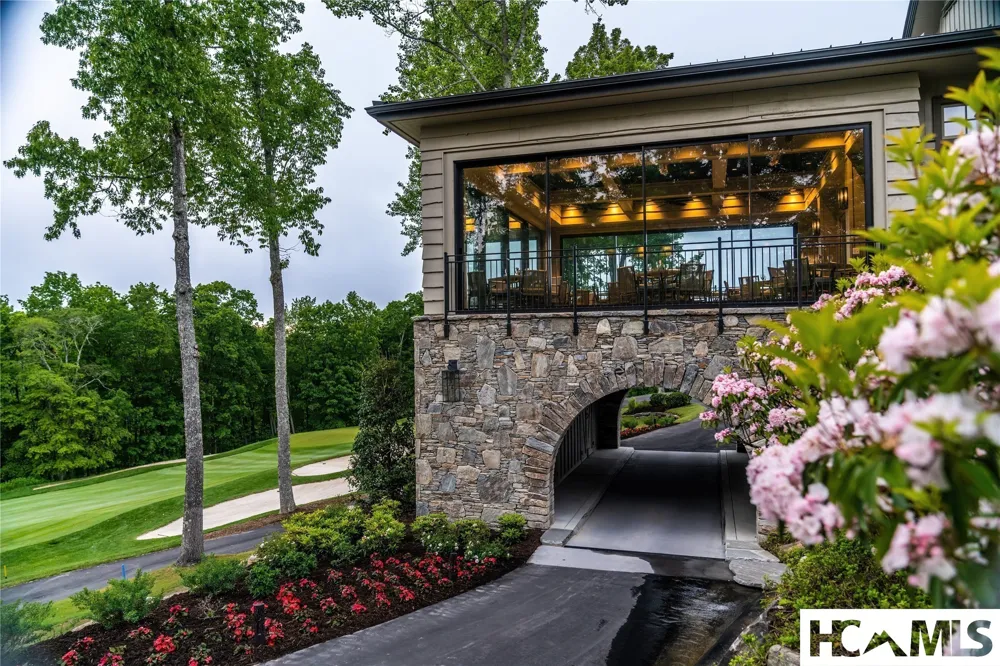 16 Hillside Lane Cashiers, NC 28717