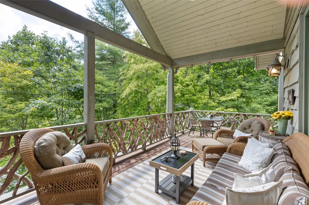 16 Hillside Lane Cashiers, NC 28717