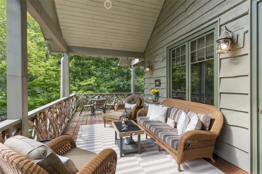 16 Hillside Lane Cashiers, NC 28717