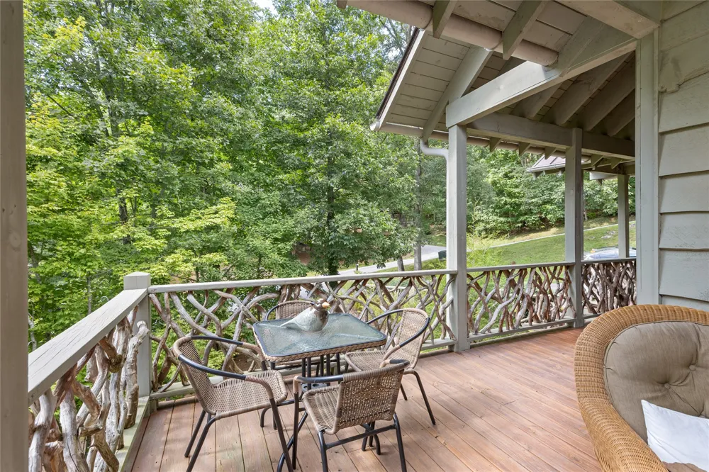 16 Hillside Lane Cashiers, NC 28717