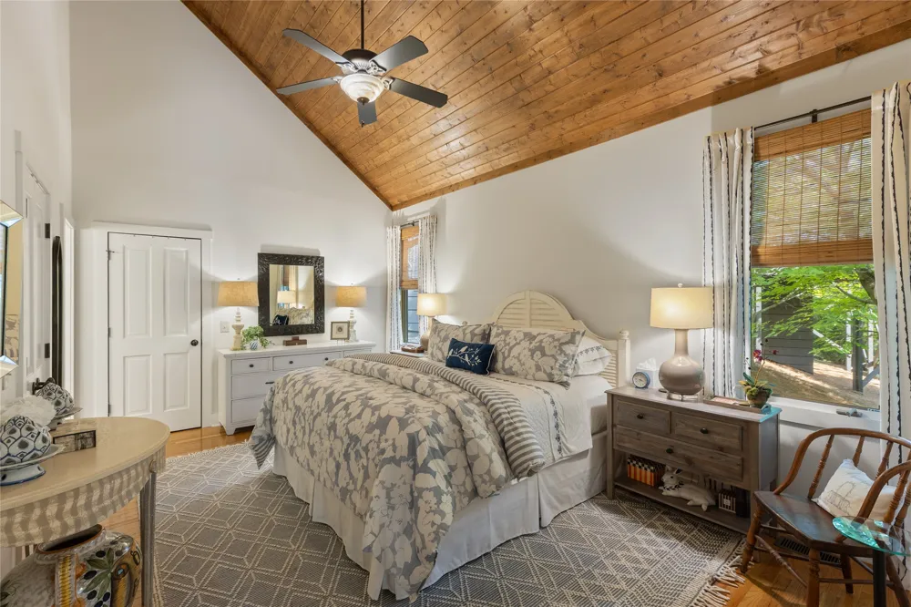 16 Hillside Lane Cashiers, NC 28717