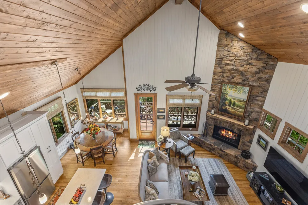 16 Hillside Lane Cashiers, NC 28717