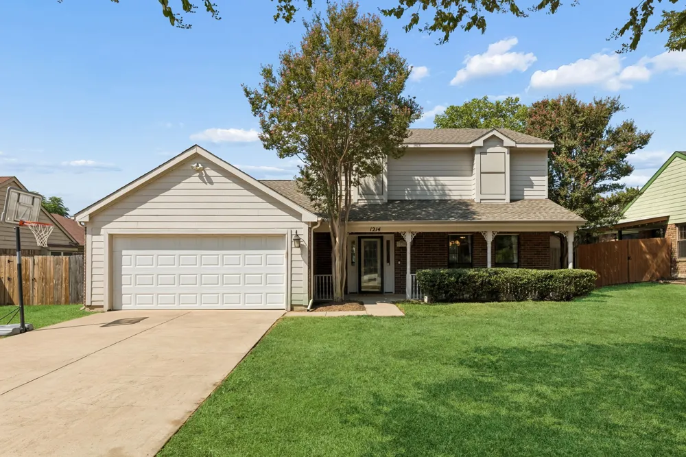 1214 Eaton Lane Grapevine, TX 76051