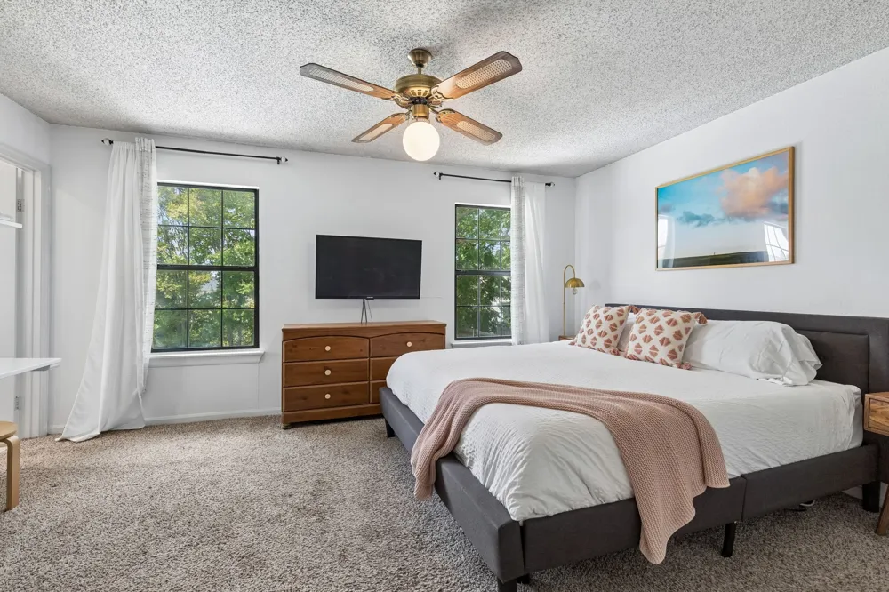1214 Eaton Lane Grapevine, TX 76051