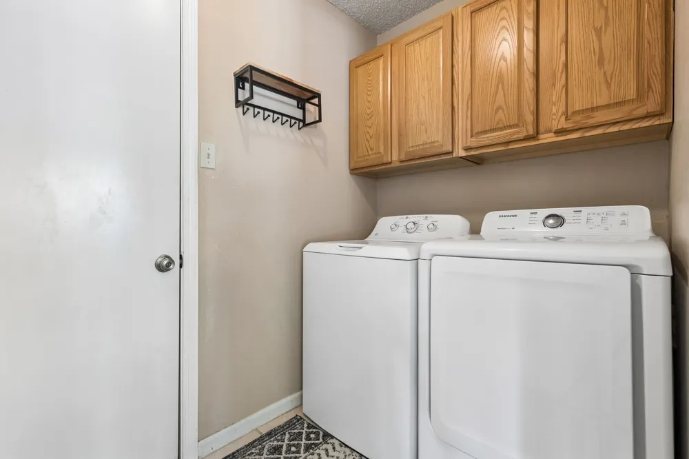 1214 Eaton Lane Grapevine, TX 76051