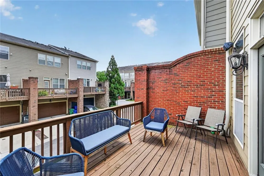 1738 Breyerton Drive NE Atlanta, GA 30329