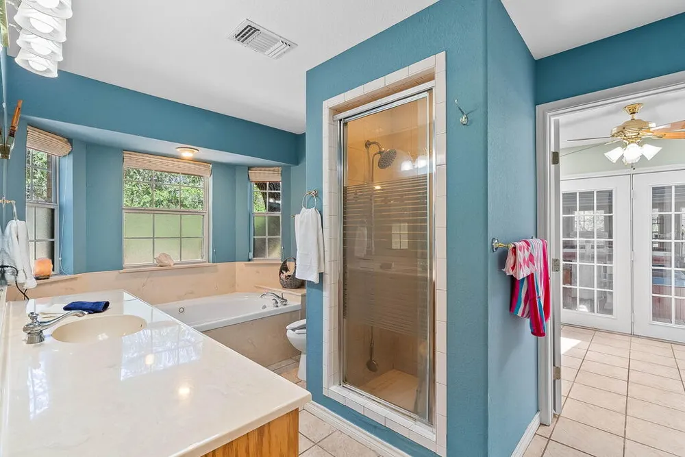 330 Sanctuary Dr. Rockport, TX 78382