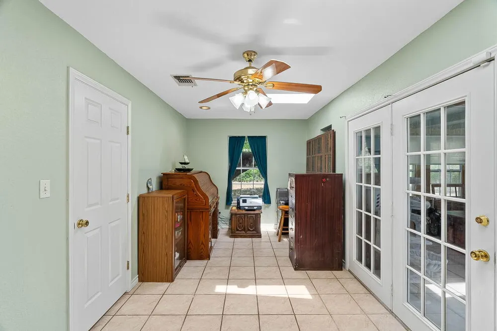 330 Sanctuary Dr. Rockport, TX 78382