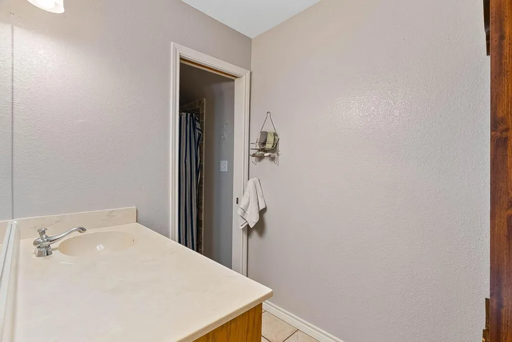 330 Sanctuary Dr. Rockport, TX 78382