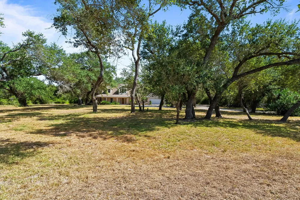 330 Sanctuary Dr. Rockport, TX 78382