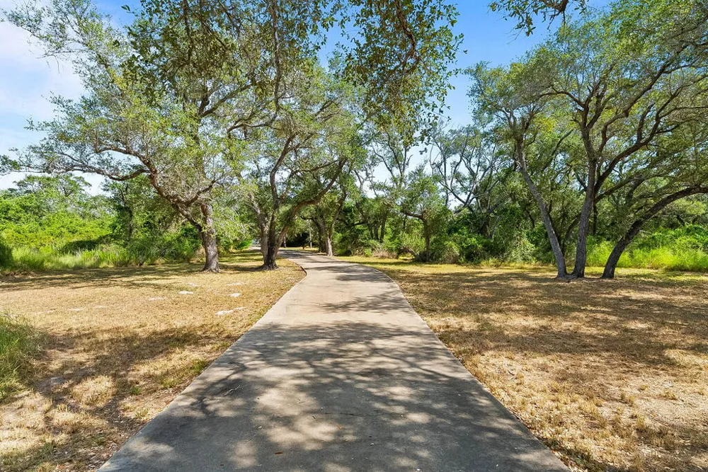 330 Sanctuary Dr. Rockport, TX 78382