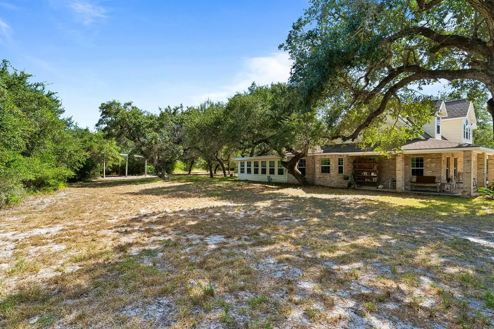 330 Sanctuary Dr. Rockport, TX 78382