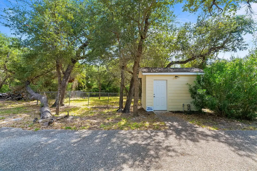 330 Sanctuary Dr. Rockport, TX 78382