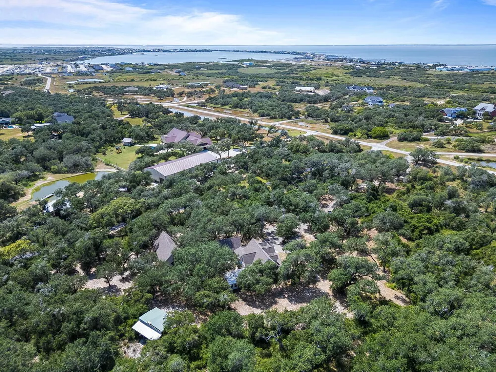 330 Sanctuary Dr. Rockport, TX 78382