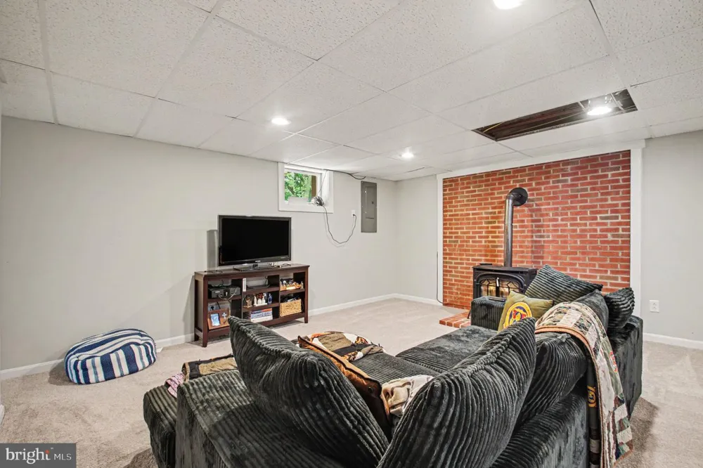 11586 HAZEL RIVER ROAD Rixeyville, VA 22737