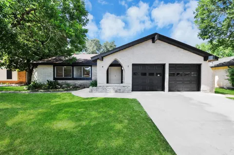 16427 Hickory Knoll Drive