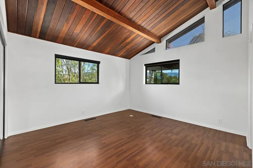 30830 Ranch Creek Valley Center, CA 92082