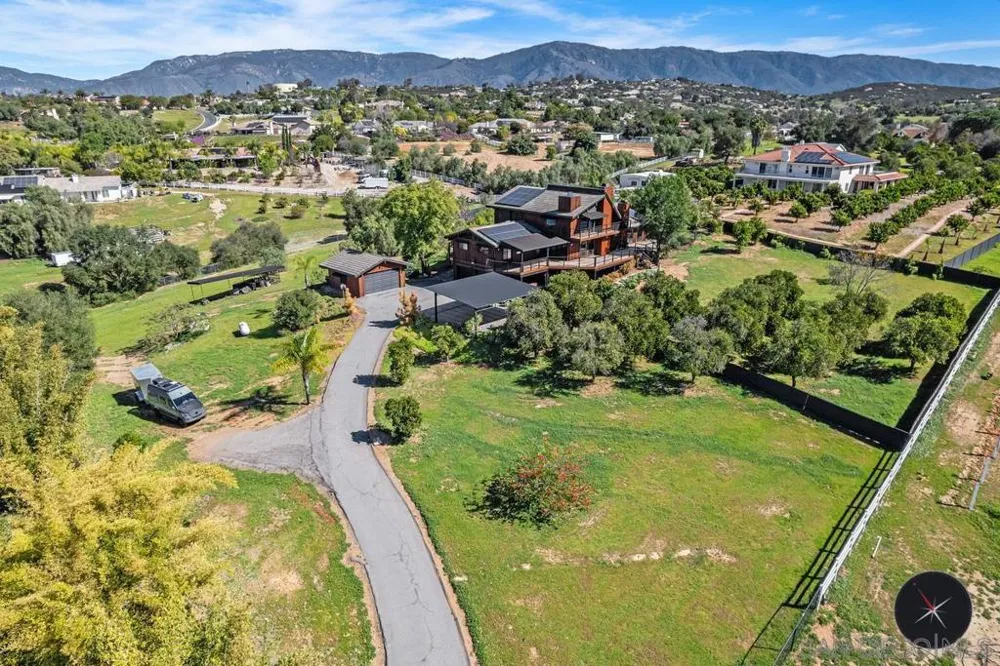 30830 Ranch Creek Valley Center, CA 92082