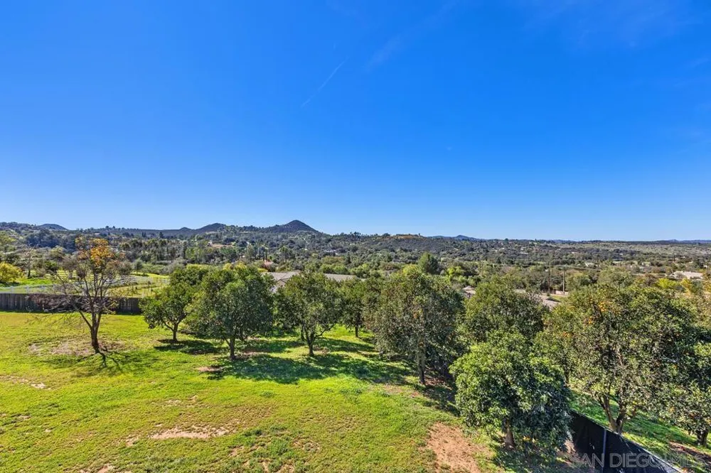 30830 Ranch Creek Valley Center, CA 92082