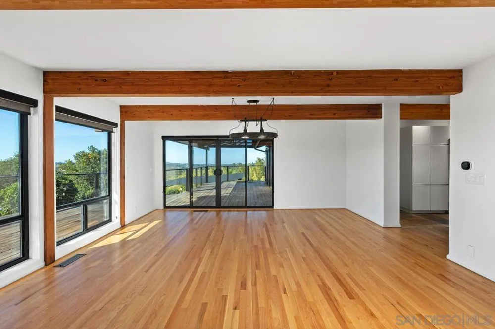 30830 Ranch Creek Valley Center, CA 92082